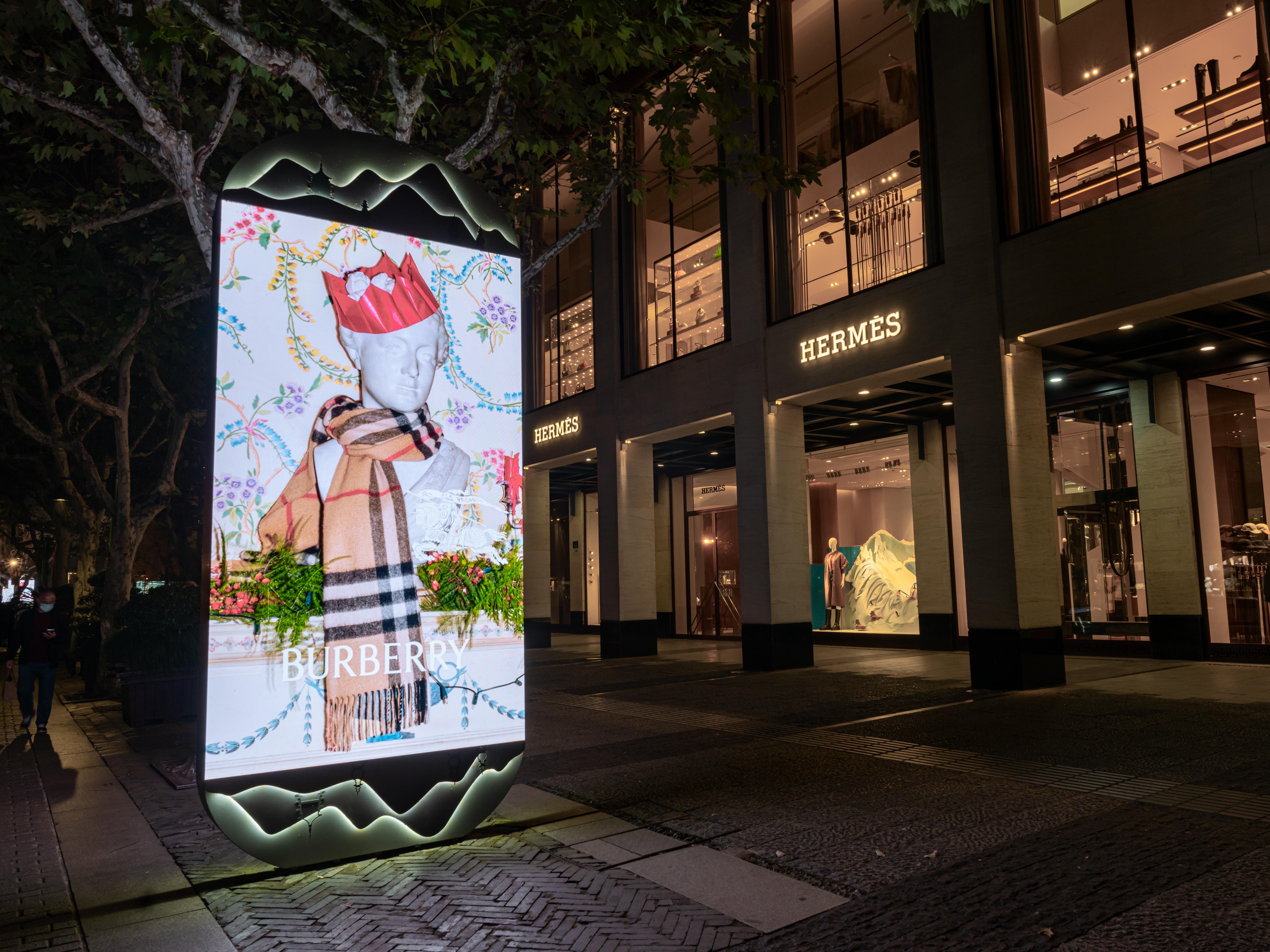 杭州|湖滨路艺术景观矩阵屏