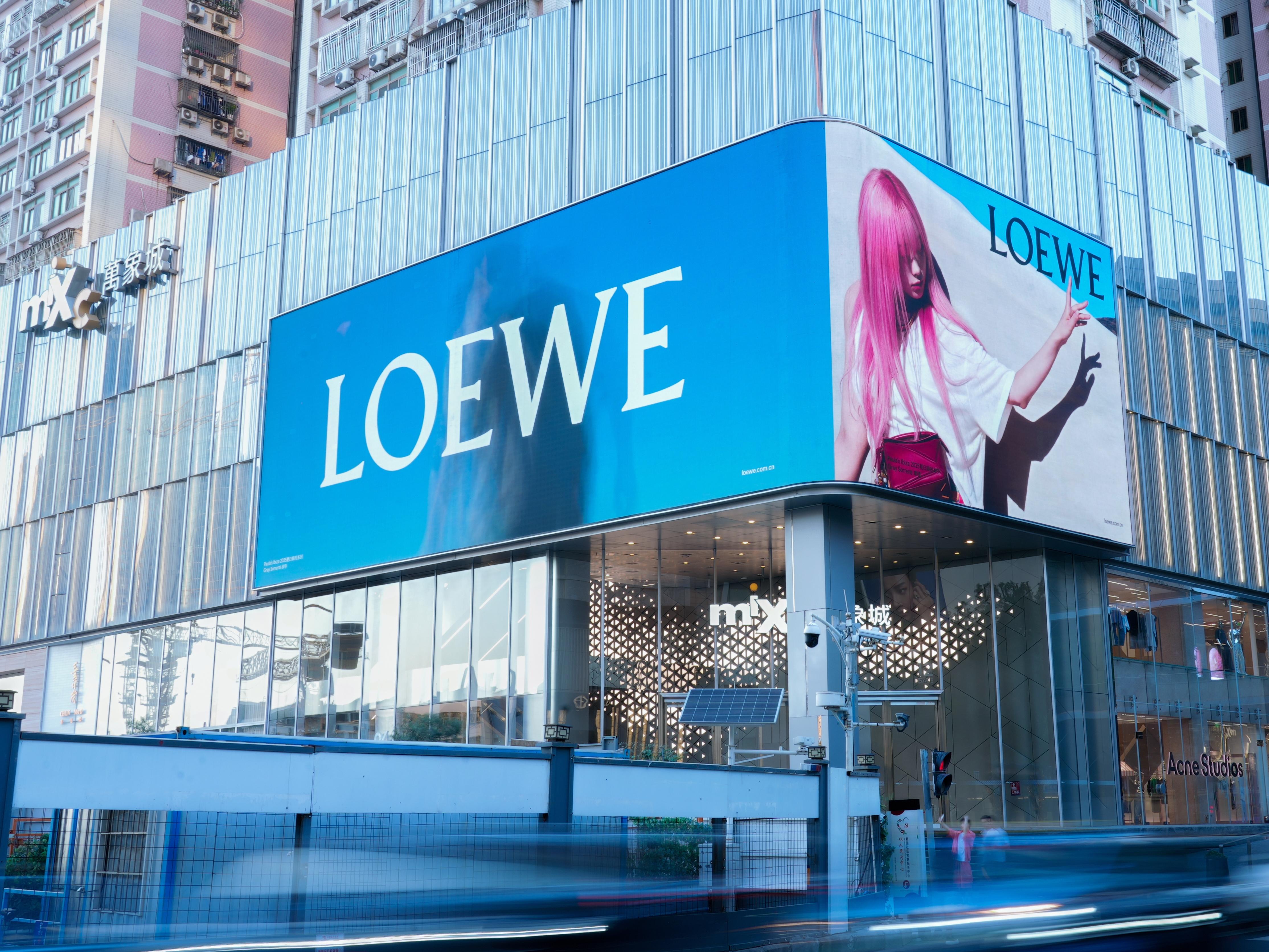 深圳|万象城裸眼3D巨幕LED